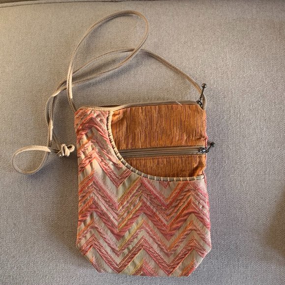 Maruca Bags Maruca Midsize Crossbody Bag In Earthtone Zigzag Design